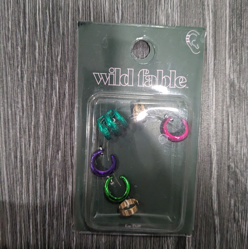NWT Wild fable cuff slip on earrings